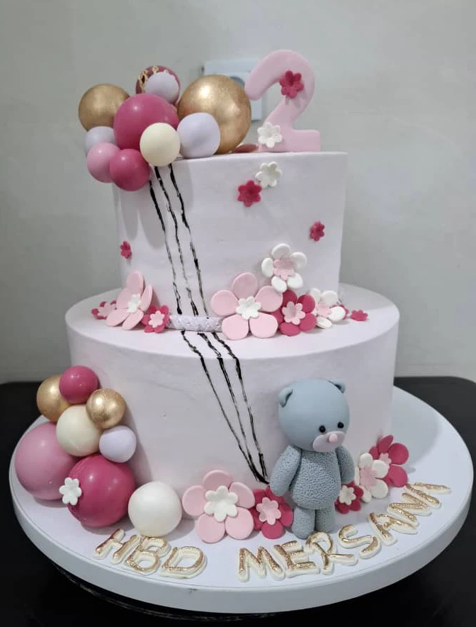 لیلی کیک خفر لیلا عضدی